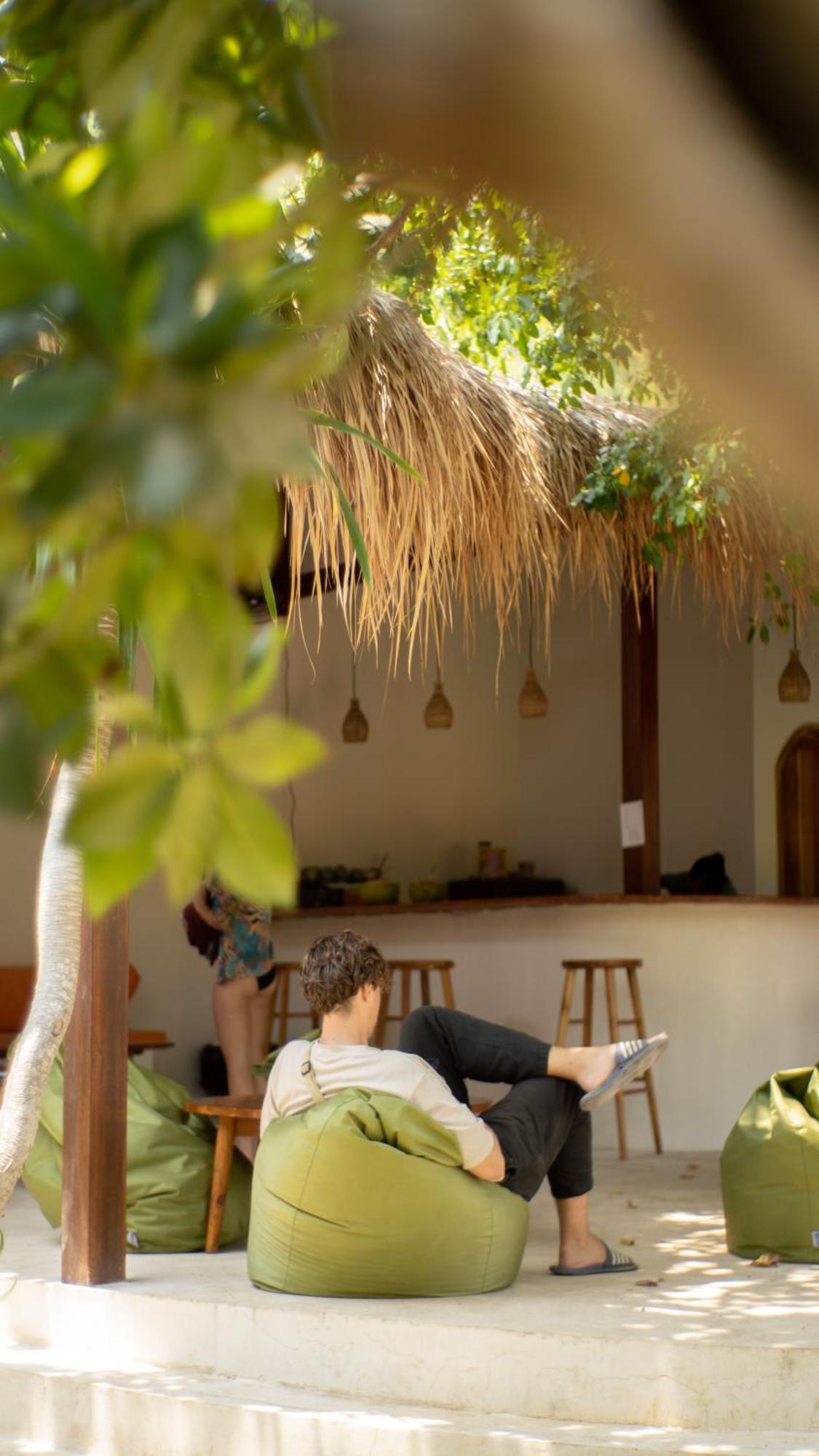 Lost Inn Kuta Capsule Hostel 외부 사진