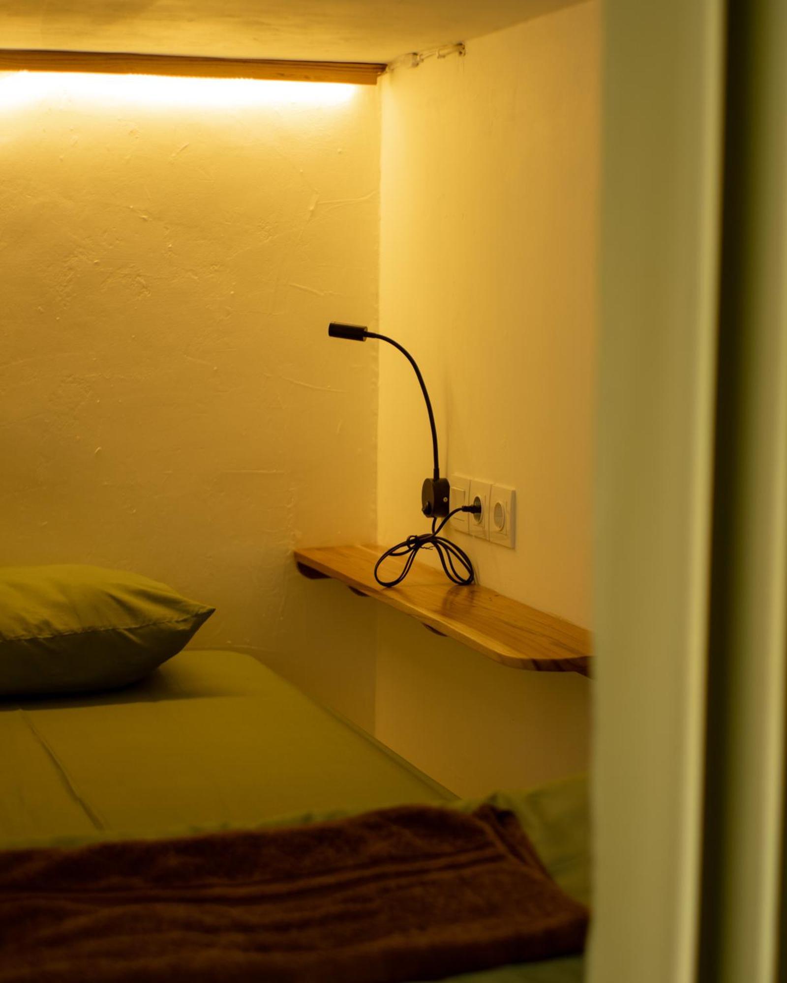 Lost Inn Kuta Capsule Hostel 외부 사진
