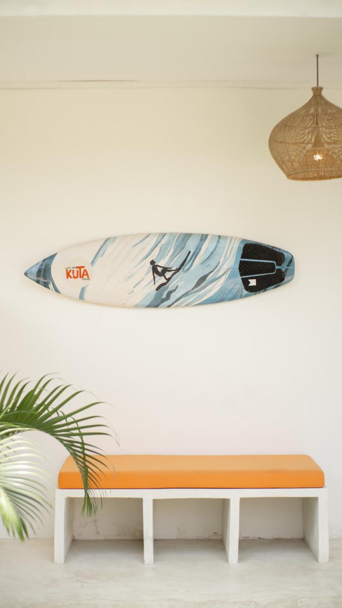 Lost Inn Kuta Capsule Hostel 외부 사진