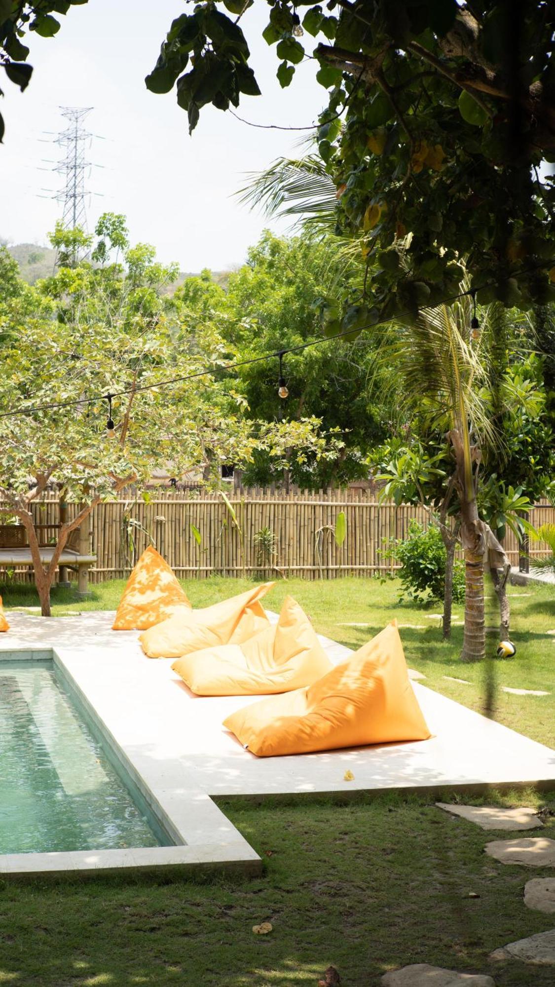 Lost Inn Kuta Capsule Hostel 외부 사진