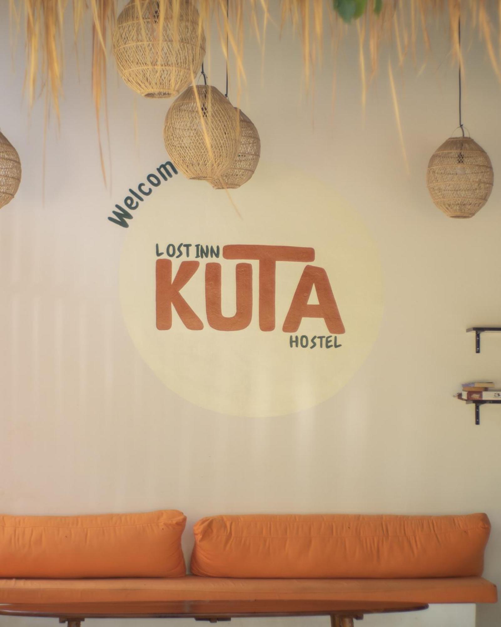 Lost Inn Kuta Capsule Hostel 외부 사진