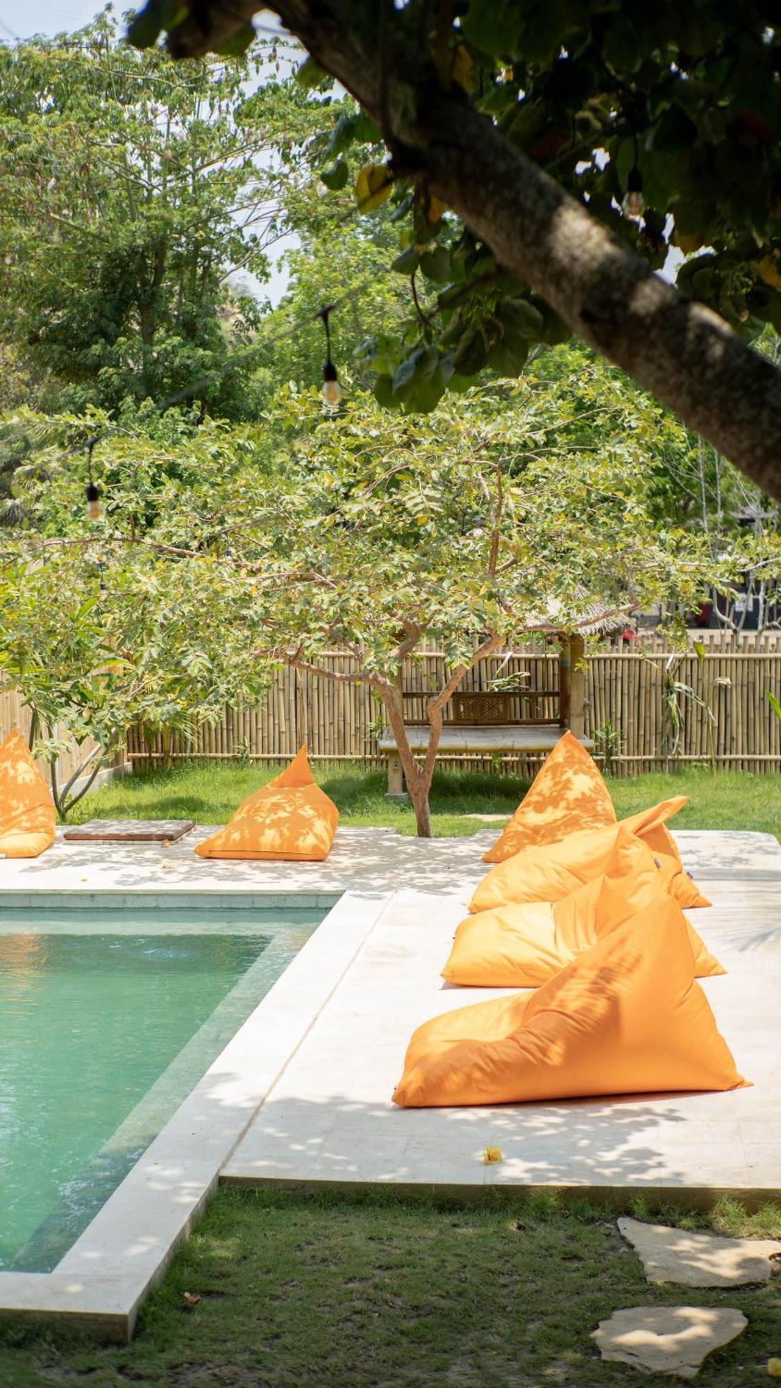 Lost Inn Kuta Capsule Hostel 외부 사진